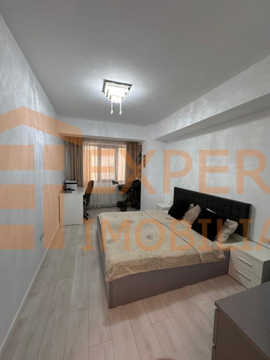 Apartament 3 camere decomandat situat in zona COMPOZITORI