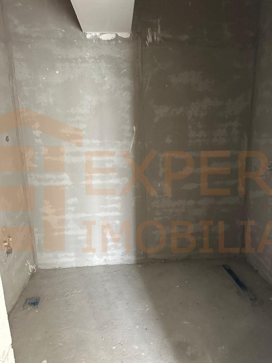 OCAZIE - Apartament 2 camere situat in zona MAMAIA NORD-Phoenicia