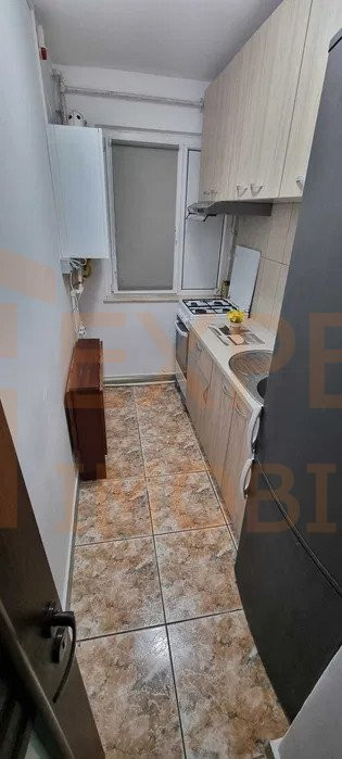 Apartament 3 camere situat in zona CIRESICA