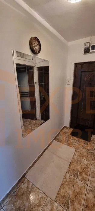 Apartament 3 camere situat in zona CIRESICA