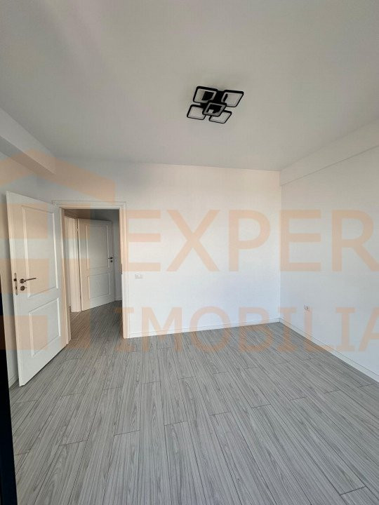 Apartament cu 3 camere decomandate  în zona TOMIS NORD - VIVO, bloc 2022