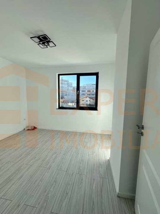 Apartament cu 3 camere decomandate  în zona TOMIS NORD - VIVO, bloc 2022