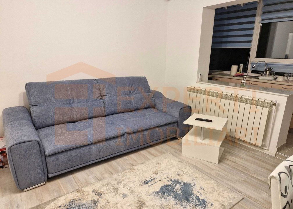 Apartament 3 camere situat in zona Brotacei 