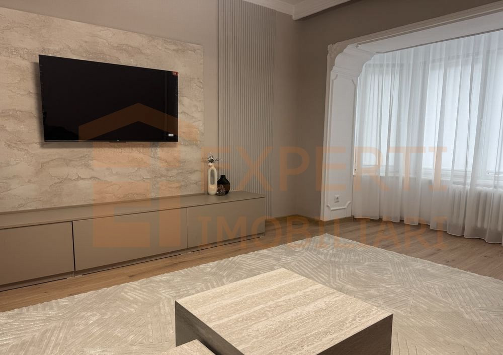 Apartament 3 camere STADION