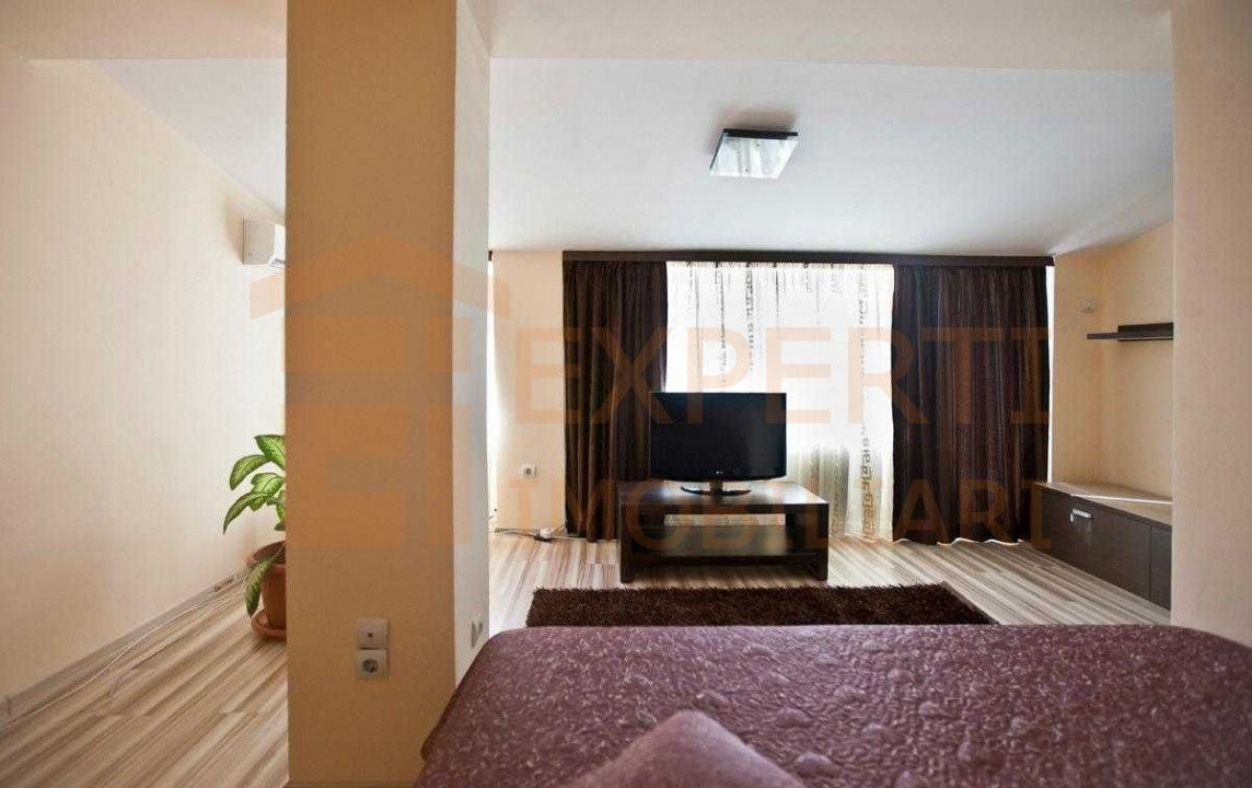 Apartament 3 camere situat in zona DELFINARIU