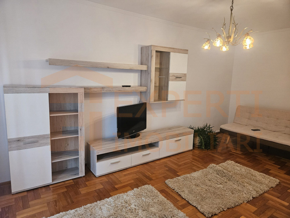 Apartament 3 camere situat in zona STADION