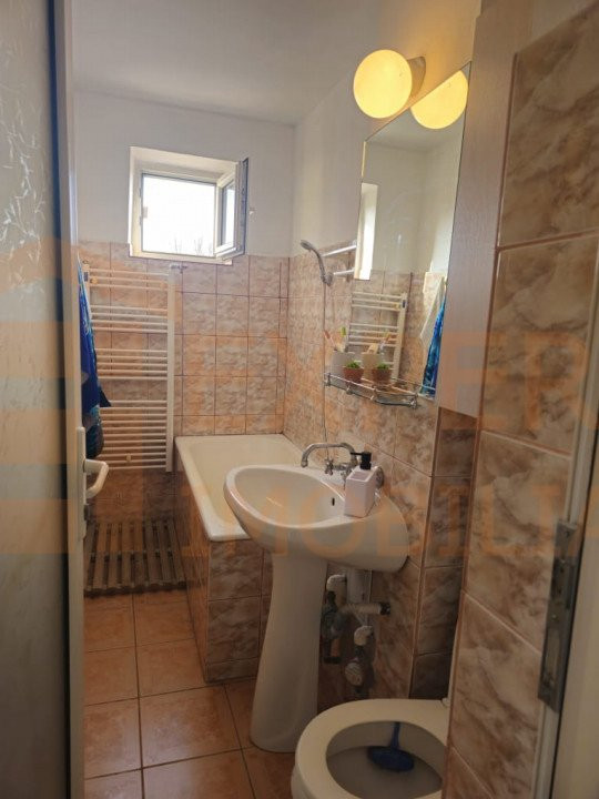 Apartament 3 camere INEL II - Scoala 8