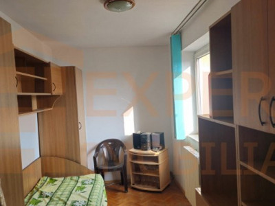 Apartament 3 camere INEL II - Scoala 8