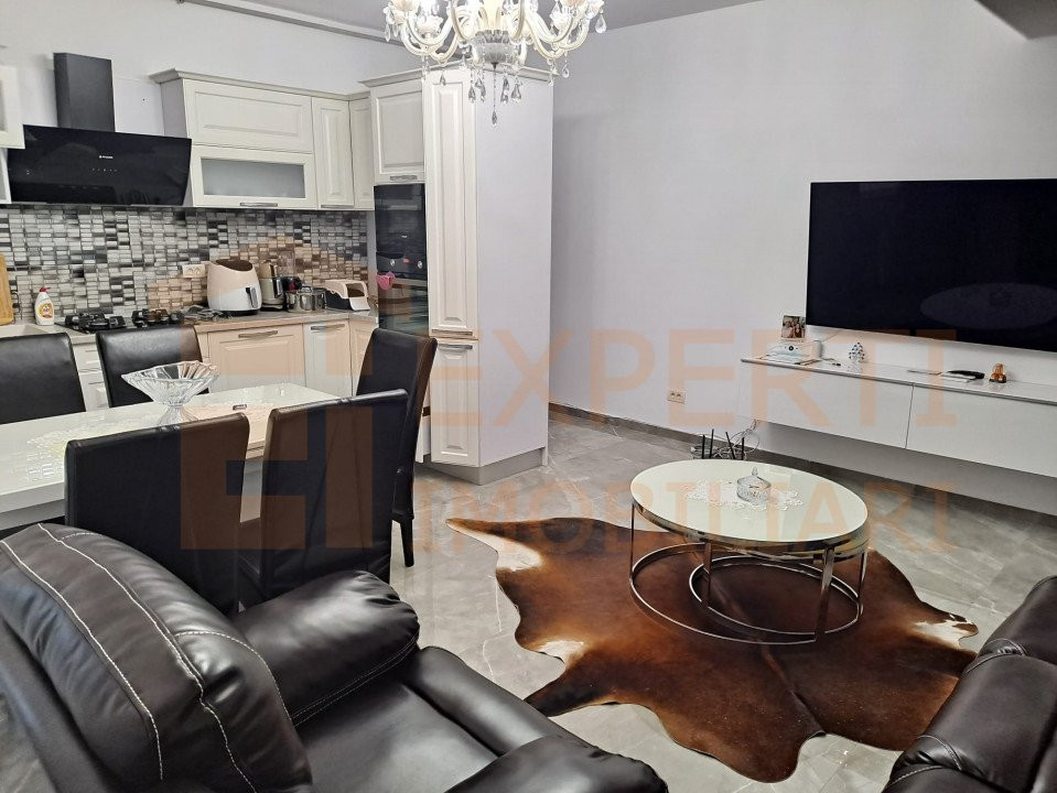 Apartament 3 camere situat in zona Mamaia Nord, la 2 pasi de plaja