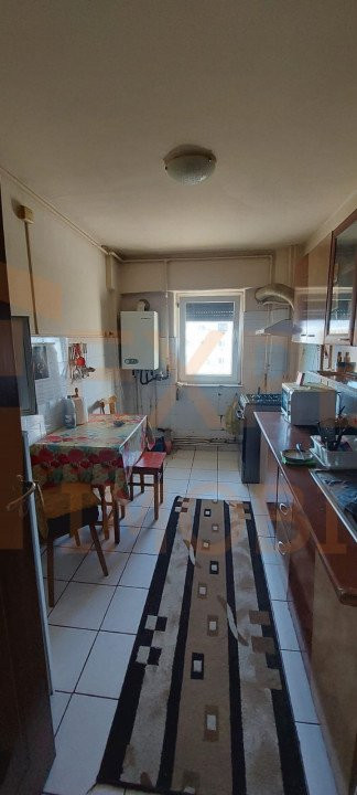 Apartament 2 camere, decomandat situat in zona INEL I