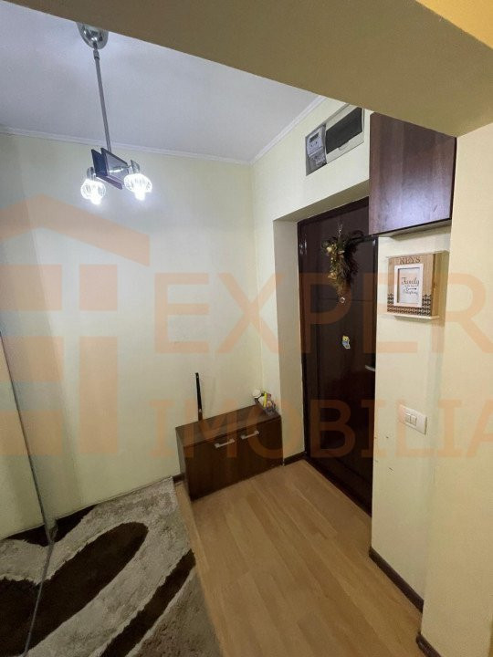 Apartament spațios cu 3 camere, decomandat, situat în zona DACIA