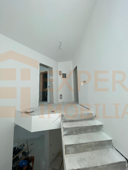 DUPLEX P+1, situat in zona DACIA