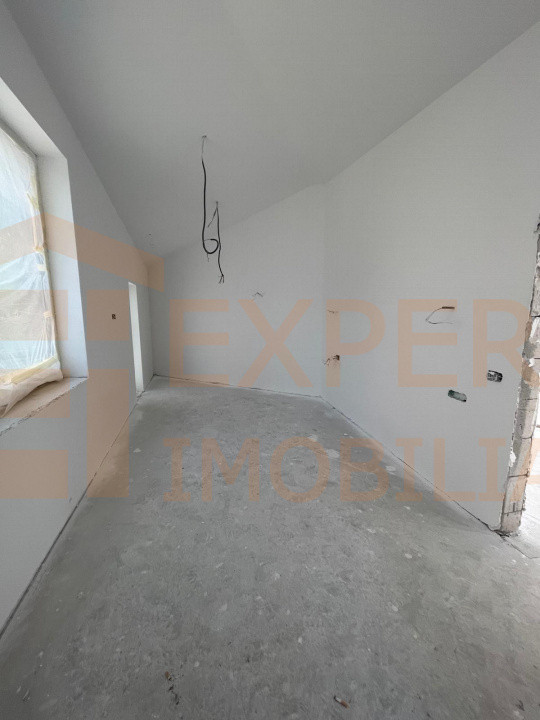 DUPLEX P+1, situat in zona DACIA