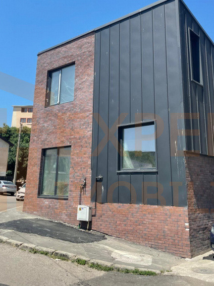 DUPLEX P+1, situat in zona DACIA