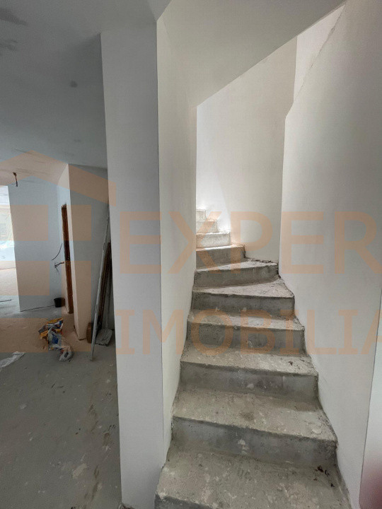 DUPLEX P+1, situat in zona DACIA