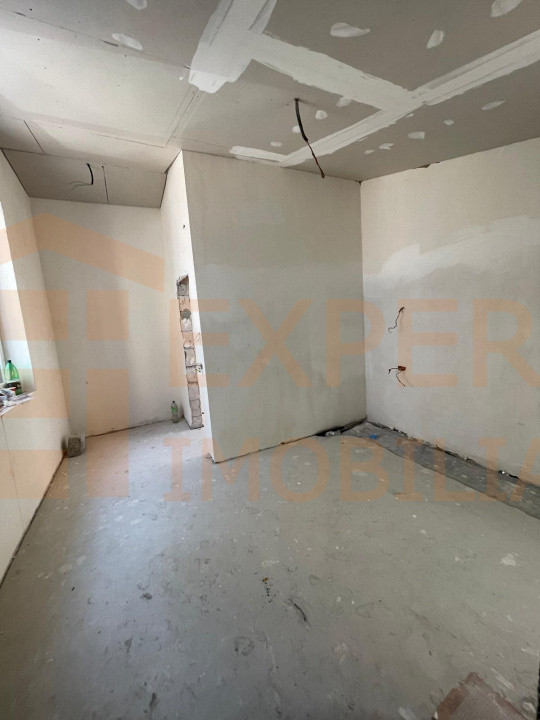 DUPLEX P+1, situat in zona DACIA