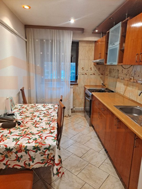 Apartament 2 camere decomandat situat in zona Tomis Nord