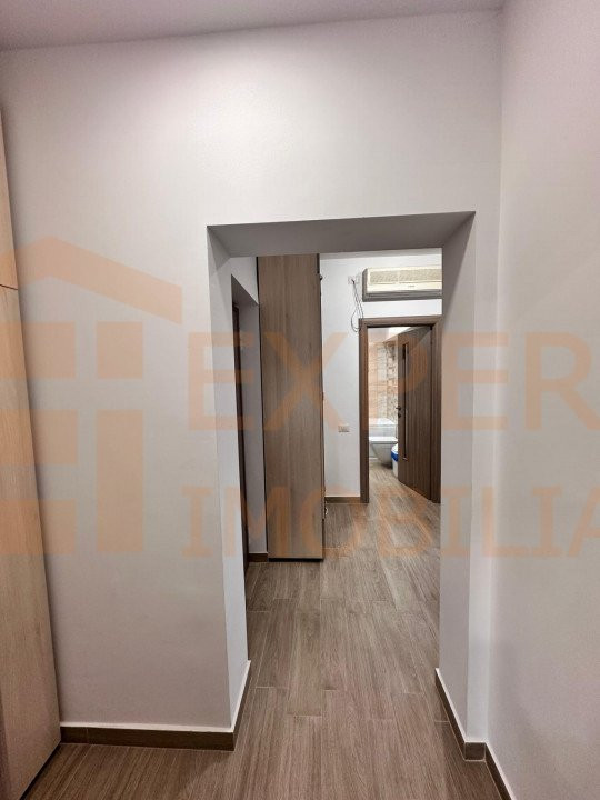 Apartament 2 camere, decomandat situat in CENTRU