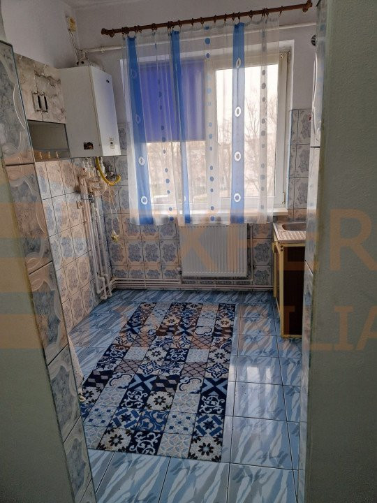 Apartament 3 camere situat in centrul Mangaliei