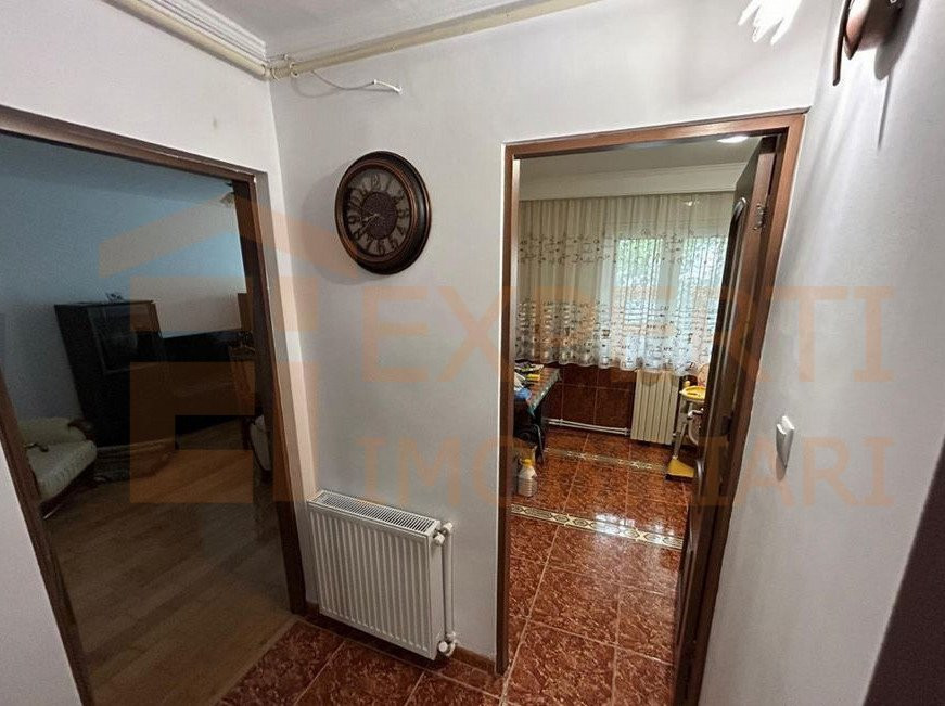 Apartament 3 camere situat in zona Faleza Nord