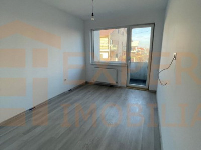 Apartament 4 camere situat in zona PRIMO