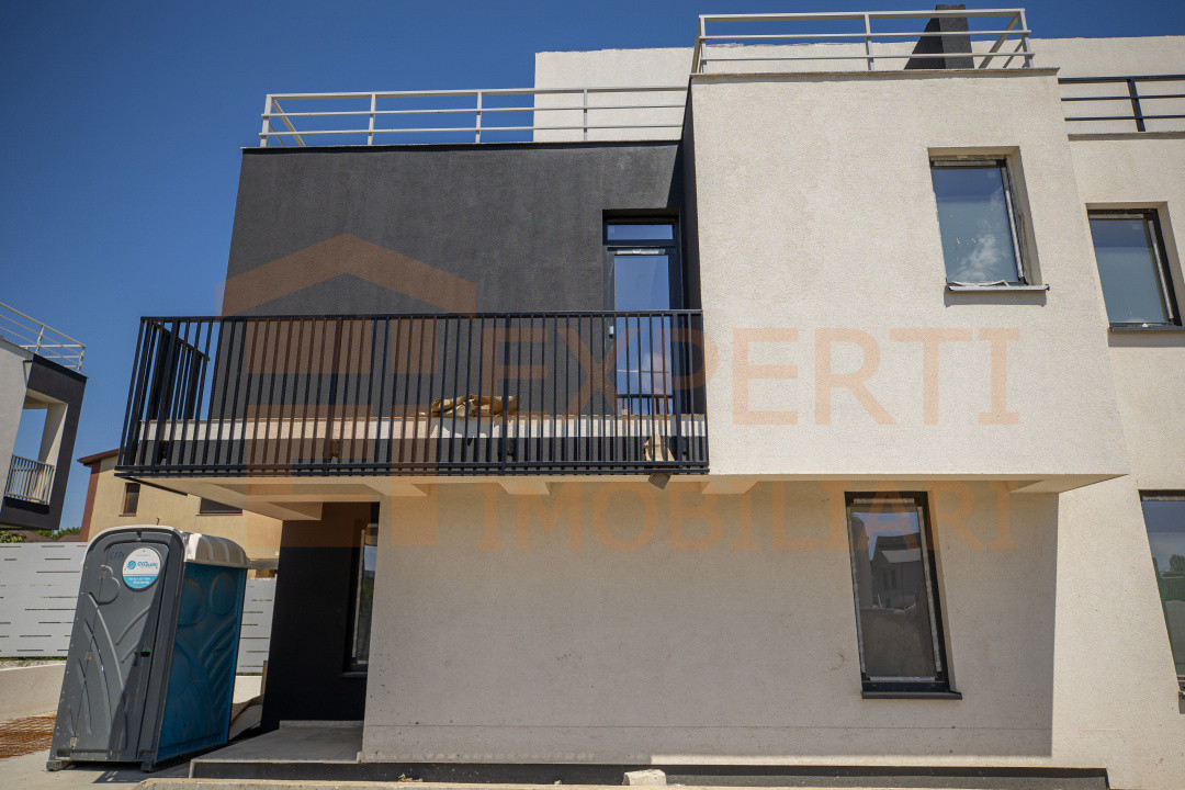 Vila situata in Palazu Mare zona Elvila 
