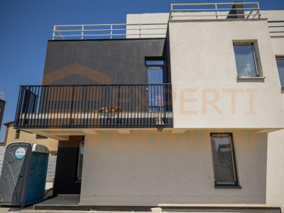Vila situata in Palazu Mare zona Elvila 