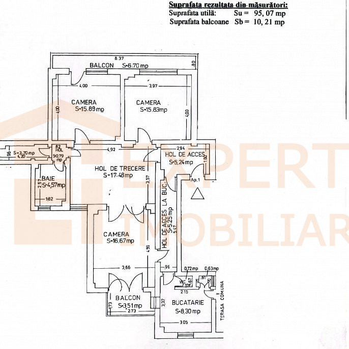 Apartament 4 camere situat in CENTRU