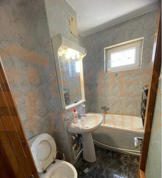 Apartament de 3 camere, decomandat situat in zona TOMIS NORD 