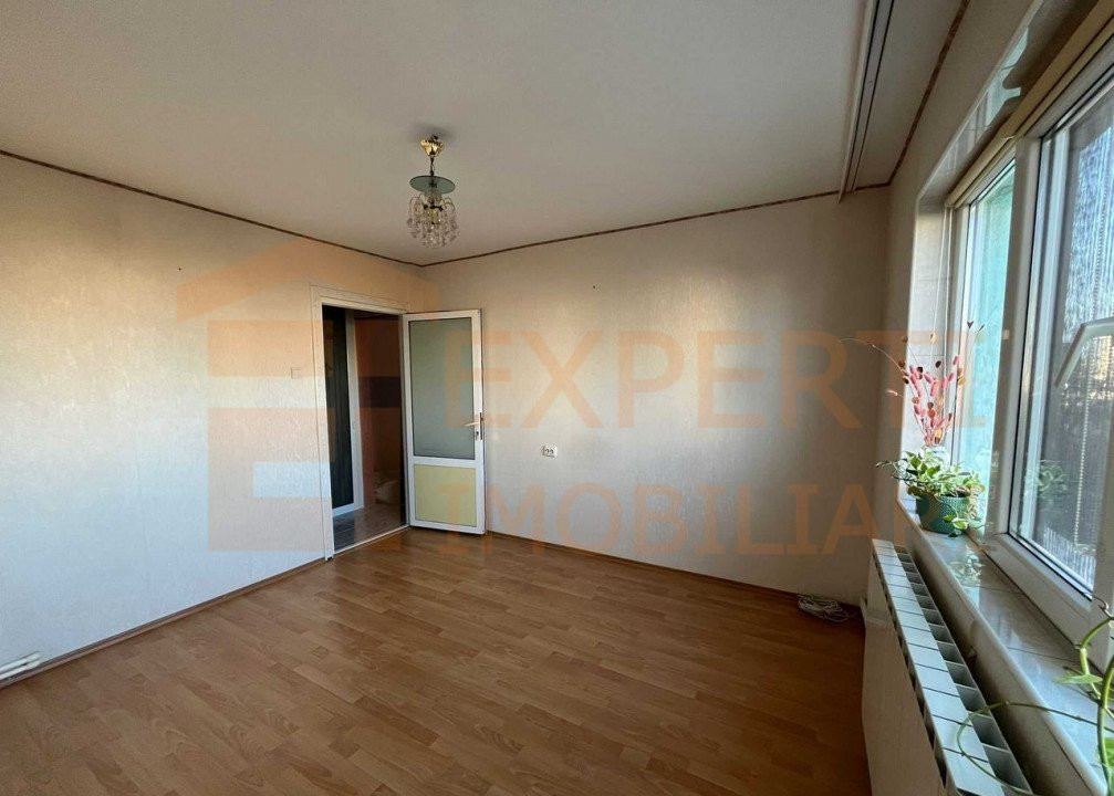 Apartament 3 camere situat in zona Tomis III - Macul Rosu