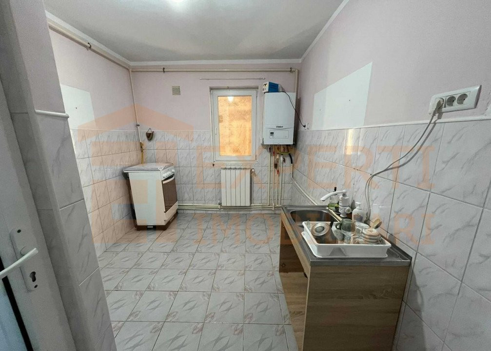 Apartament 3 camere situat in zona Tomis III - Macul Rosu