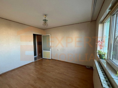 Apartament 3 camere situat in zona Tomis III - Macul Rosu