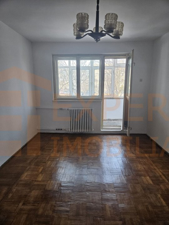 Apartament 3 camere situat in zona DACIA