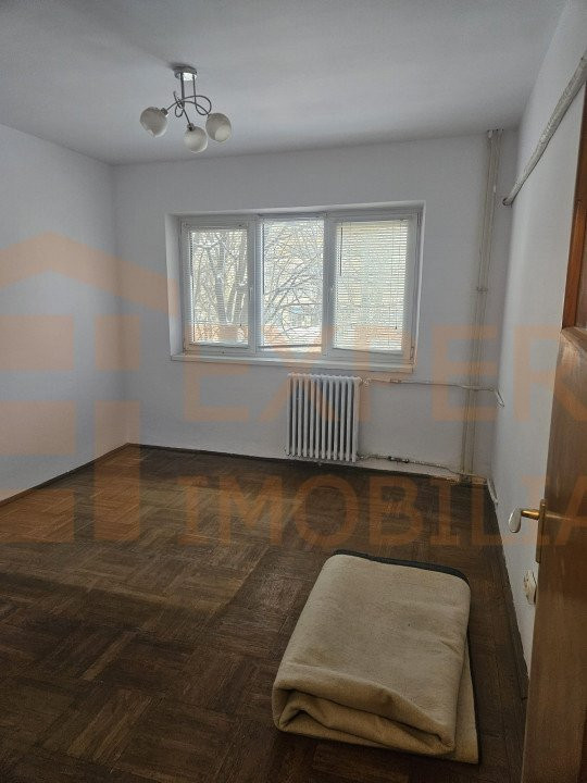 Apartament 3 camere situat in zona DACIA