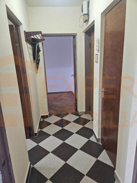 Apartament 3 camere situat in zona DACIA