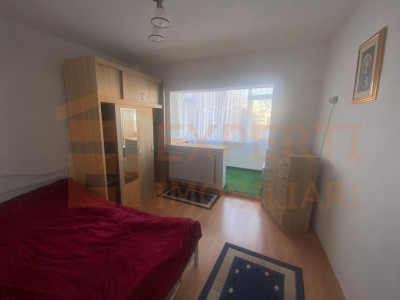 Apartament 3 camere sitaut in zona Faleza Nord