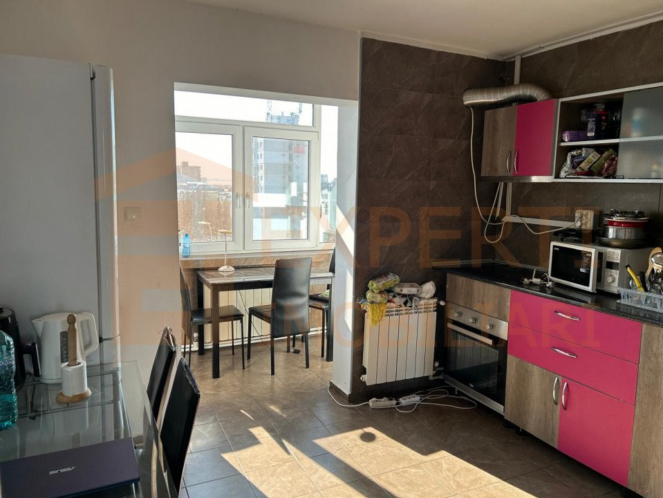 Apartament 3 camere situat in zona Tomis Nord - Ciresica