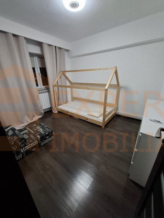 Apartament 3 camere situat in zona DACIA