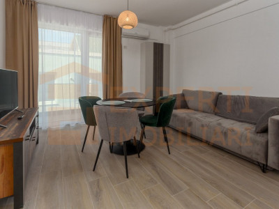 Garsoniera situata in zona Mamaia Nord, primul bloc de la promenada