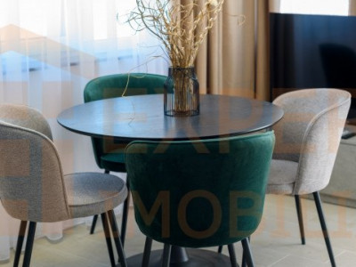 Apartament 2 camere, vedere frontala către mare,  situat in zona Mamaia Nord