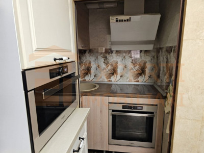 Apartament 2 camere situat in zona Trocadero
