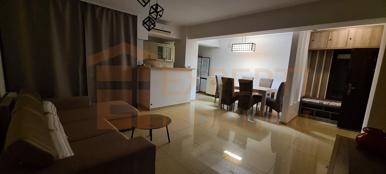 Apartament 3 camere situat in zona INEL I