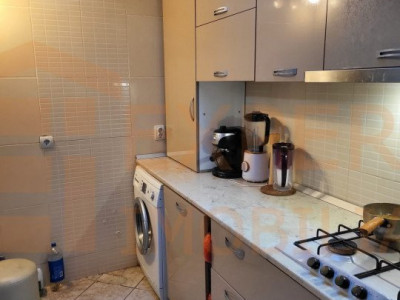Apartament in vila in zona TROCADERO