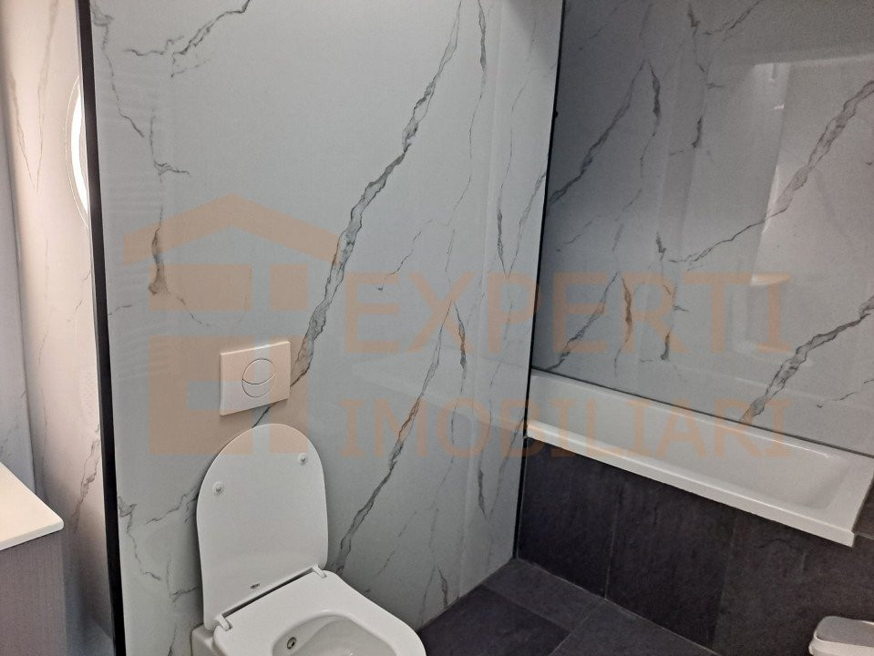 Apartament 3 camere situat in zona Tomis Plus