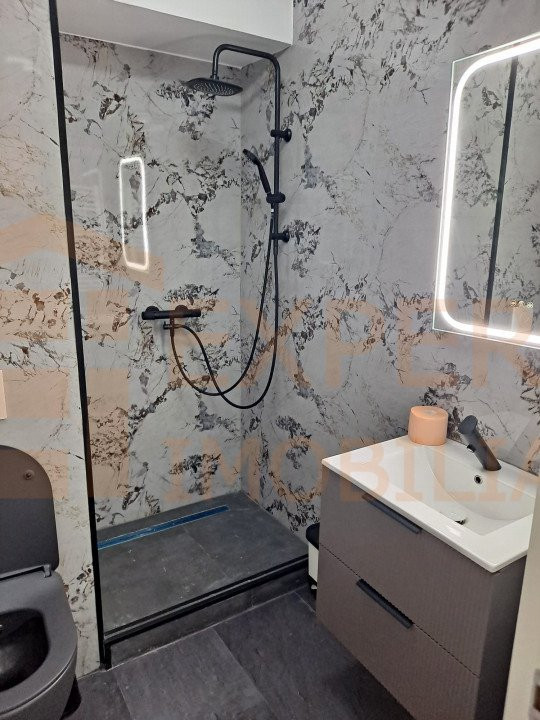 Apartament 3 camere situat in zona Tomis Plus