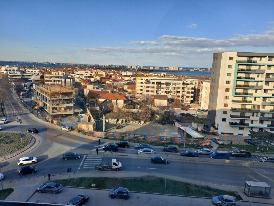 Apartament 3 camere situat in zona Tomis Plus