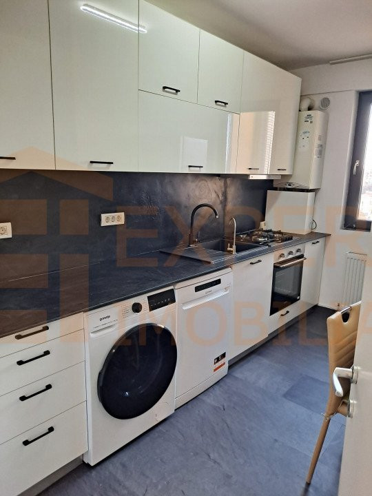 Apartament 3 camere situat in zona Tomis Plus