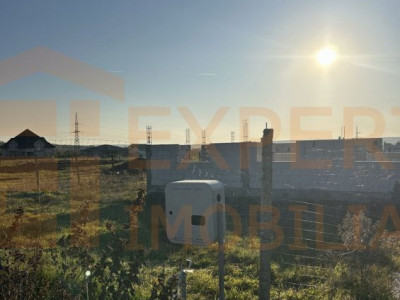 Teren intravilan situat in zona Poarta Alba