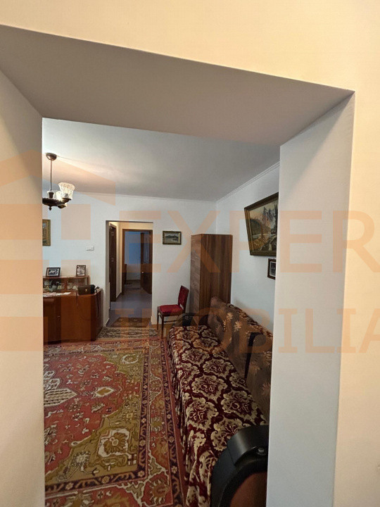 Apartament 3 camere situat in zona DACIA