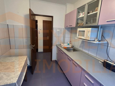 Apartament 3 camere situat in zona DACIA